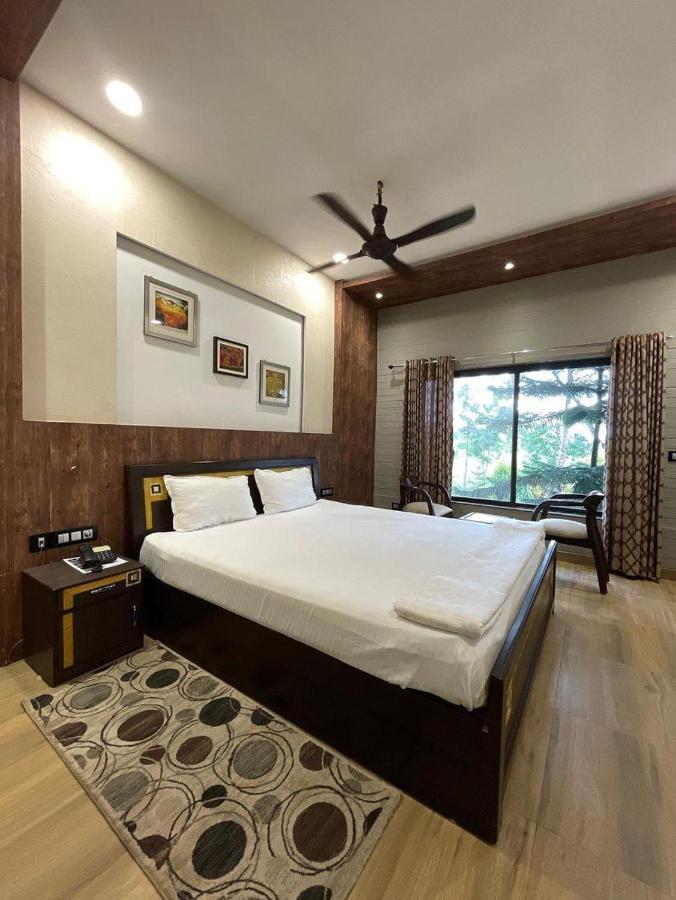 Tea Resort Saraswatipur Shaugaon エクステリア 写真