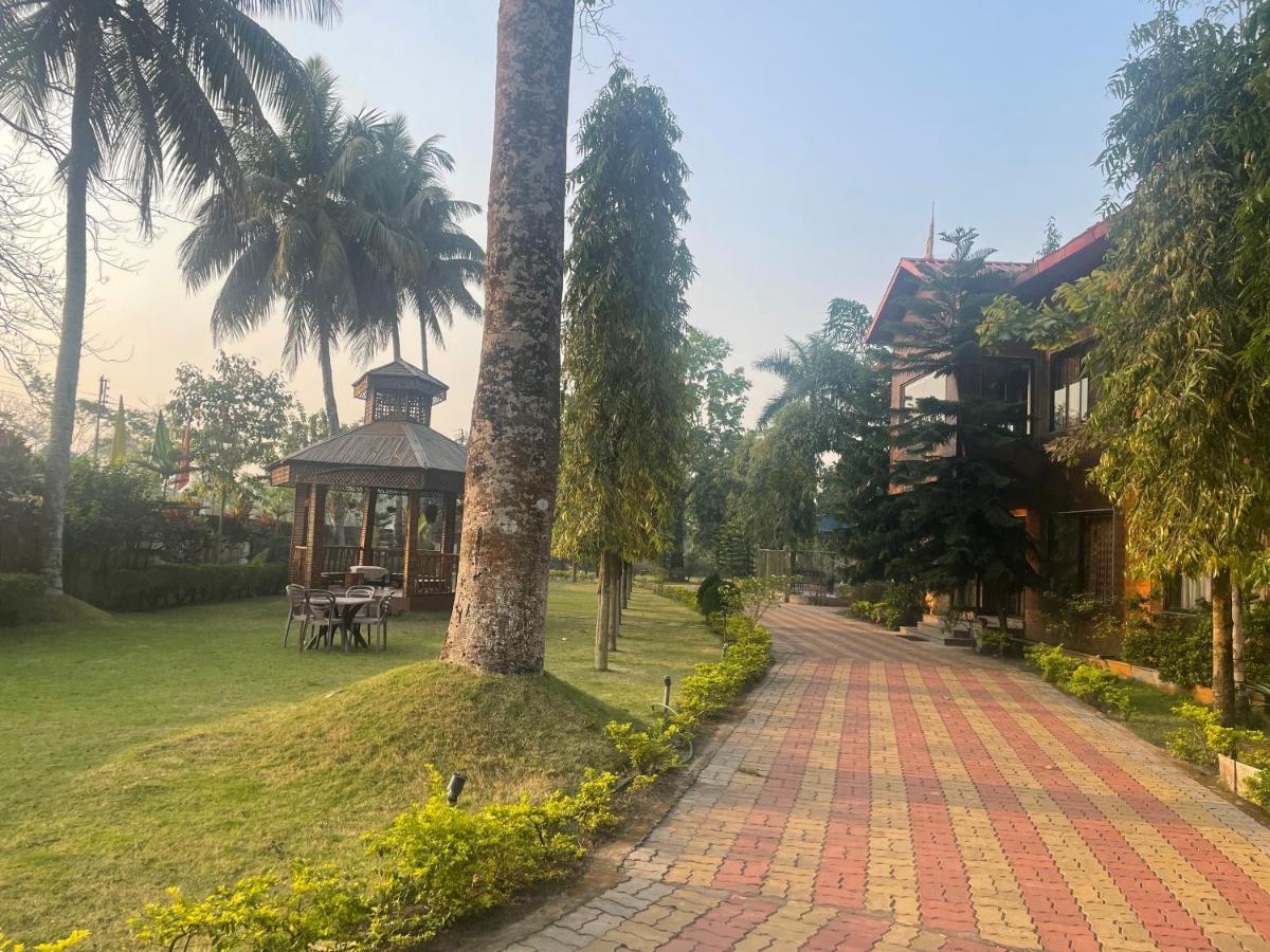 Tea Resort Saraswatipur Shaugaon エクステリア 写真