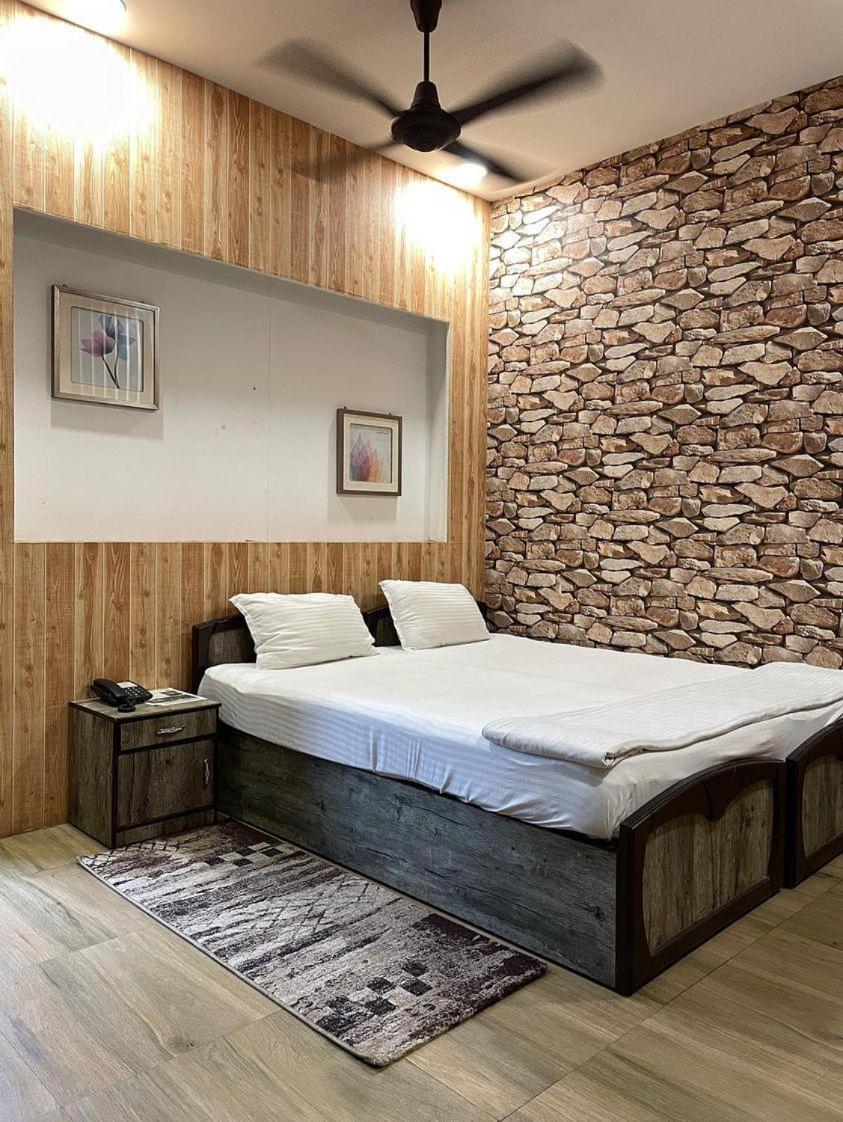 Tea Resort Saraswatipur Shaugaon エクステリア 写真