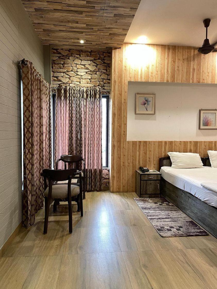 Tea Resort Saraswatipur Shaugaon エクステリア 写真