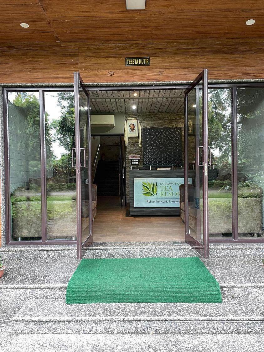 Tea Resort Saraswatipur Shaugaon エクステリア 写真